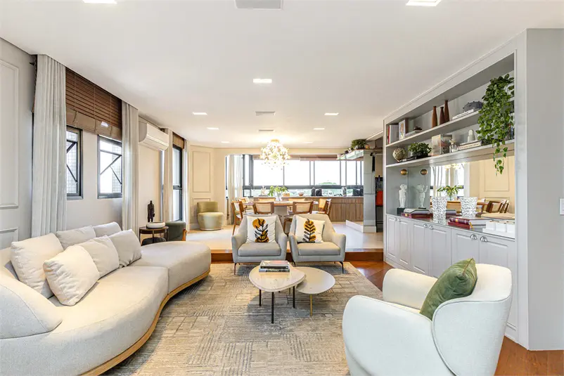 Apartamento com 4 quartos à venda em Moema – SP