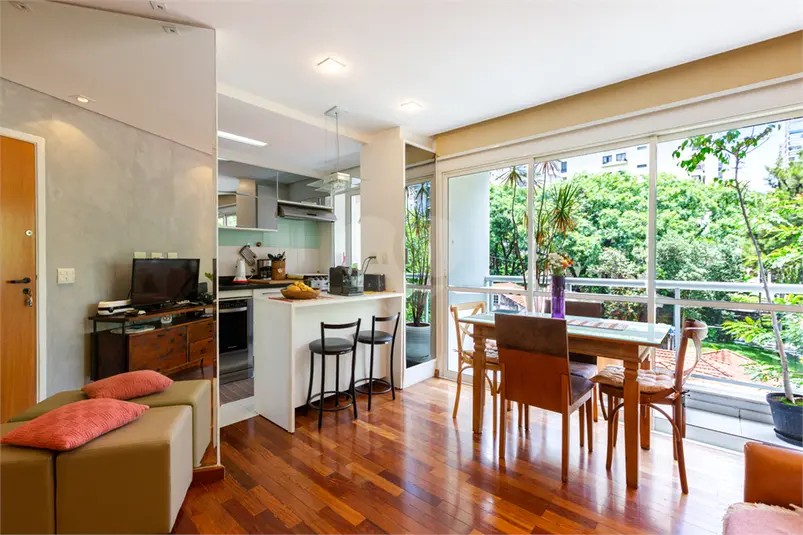 Triplex com 2 quartos à venda ou para alugar em Vila Madalena – SP