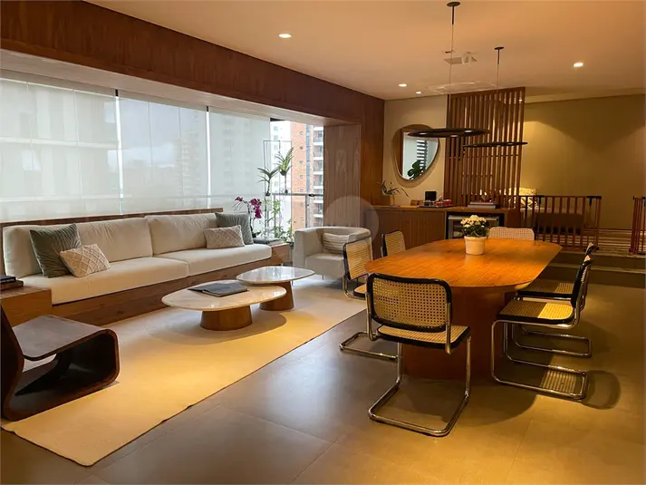 Apartamento com 3 quartos à venda em Moema – SP