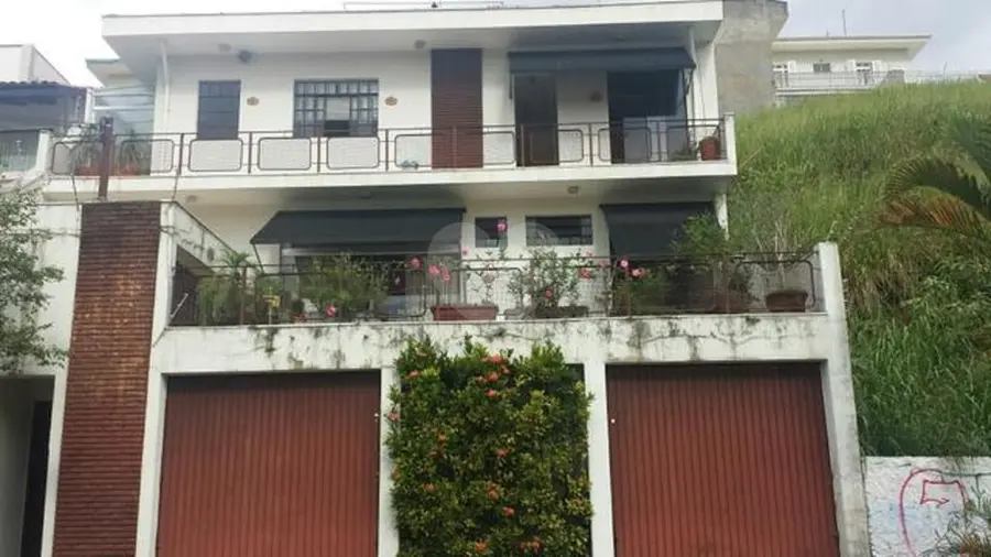 Sobrado com 4 quartos à venda em Perdizes – SP