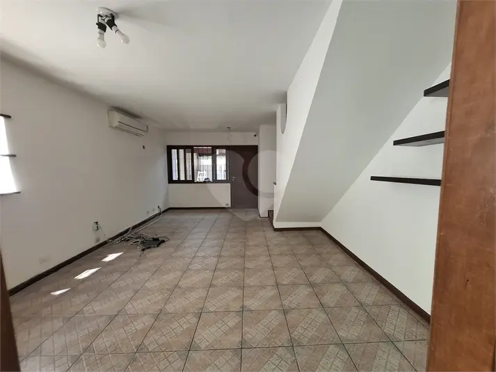 Sobrado com 3 quartos à venda em Chácara Santo Antônio – SP
