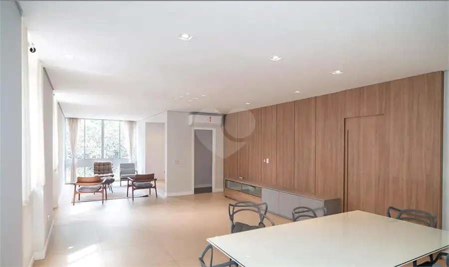 Apartamento com 3 quartos à venda em Bela Vista – SP