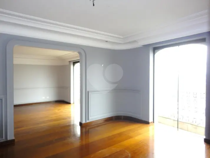 Apartamento com 4 quartos à venda em Moema – SP