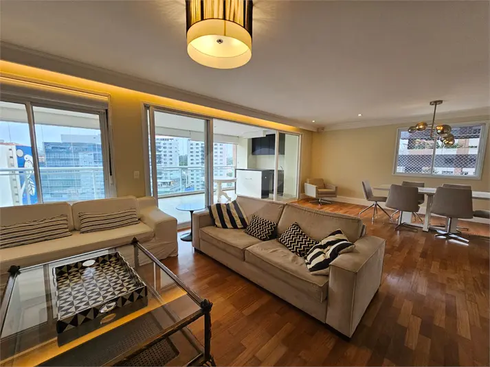 Apartamento com 3 quartos à venda em Itaim Bibi – SP
