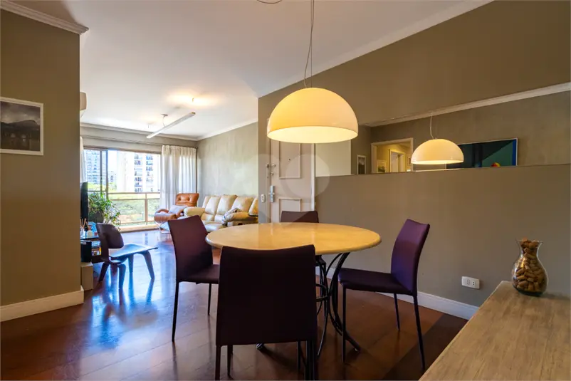 Apartamento com 3 quartos à venda em Moema – SP