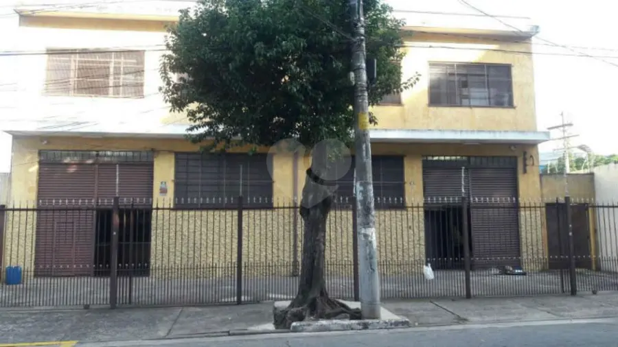 Prédio inteiro à venda ou para alugar em Parque Edu Chaves – SP