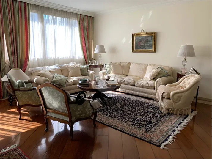 Apartamento com 3 quartos à venda em Itaim Bibi – SP