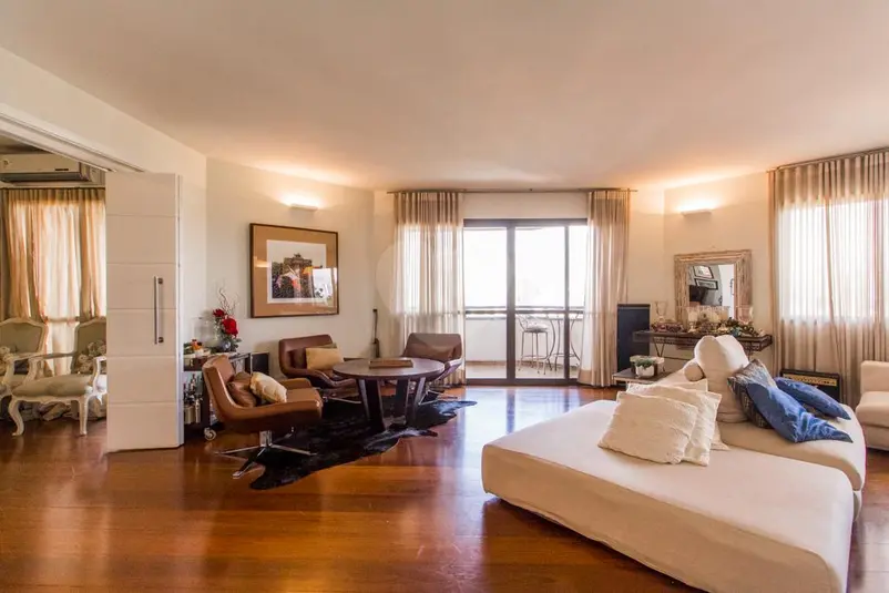 Apartamento com 4 quartos à venda em Pacaembú – SP