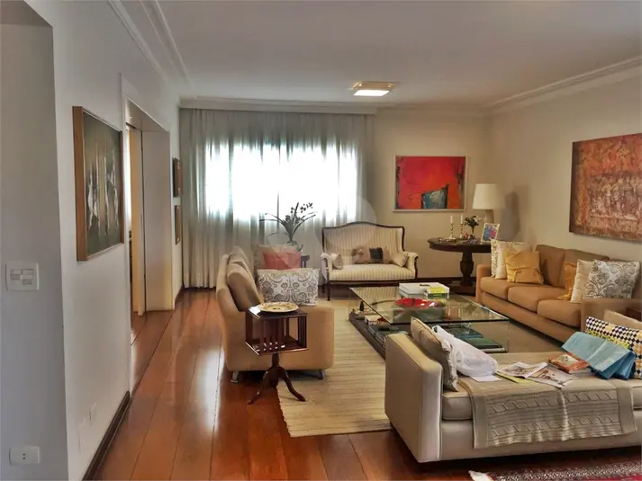 Apartamento com 3 quartos à venda em Moema – SP