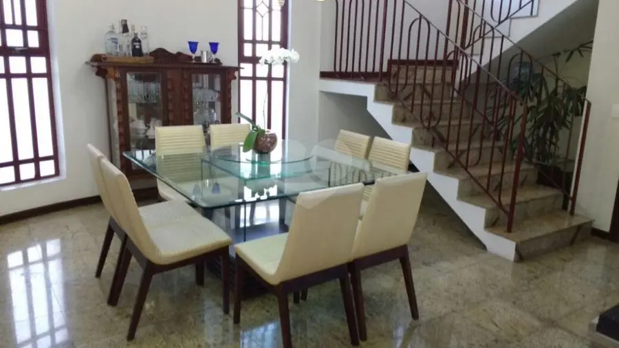 Sobrado com 4 quartos à venda em Osasco – SP