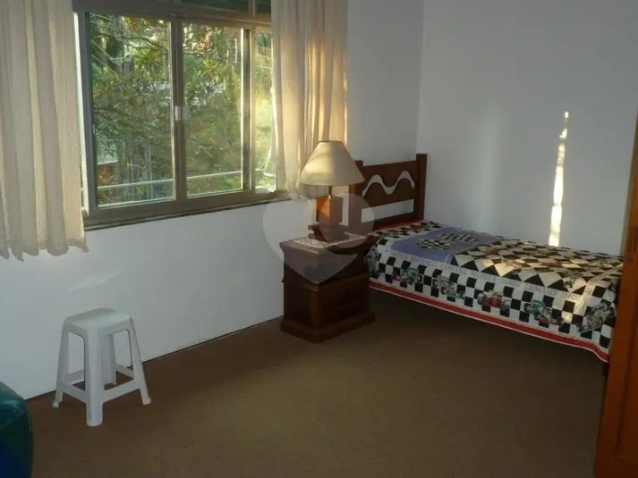 Casa com 4 quartos à venda em Jardim Marajoara – SP