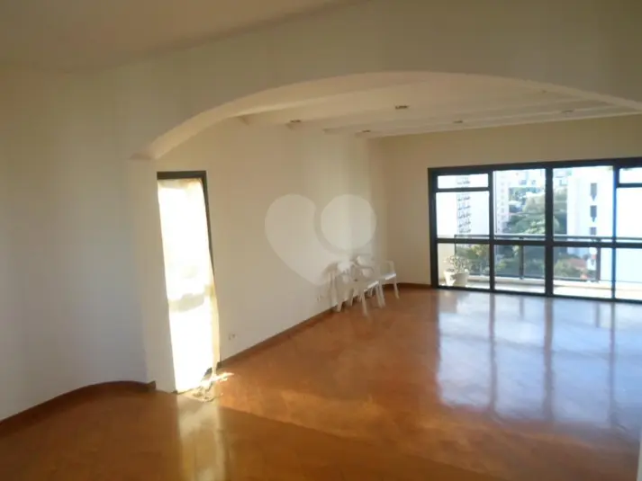 Cobertura com 4 quartos à venda em Moema – SP