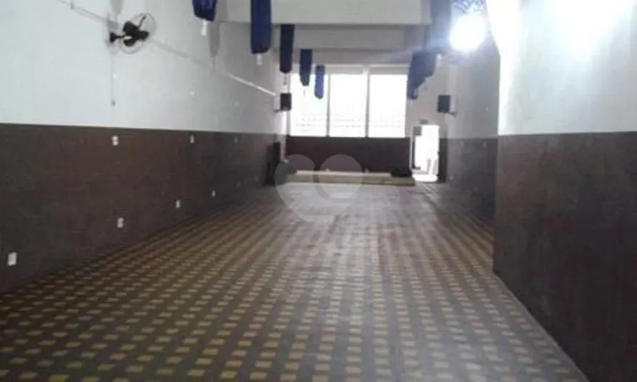 Loja à venda ou para alugar em Santa Cecília – SP