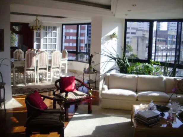 Apartamento com 4 quartos à venda em Real Parque – SP