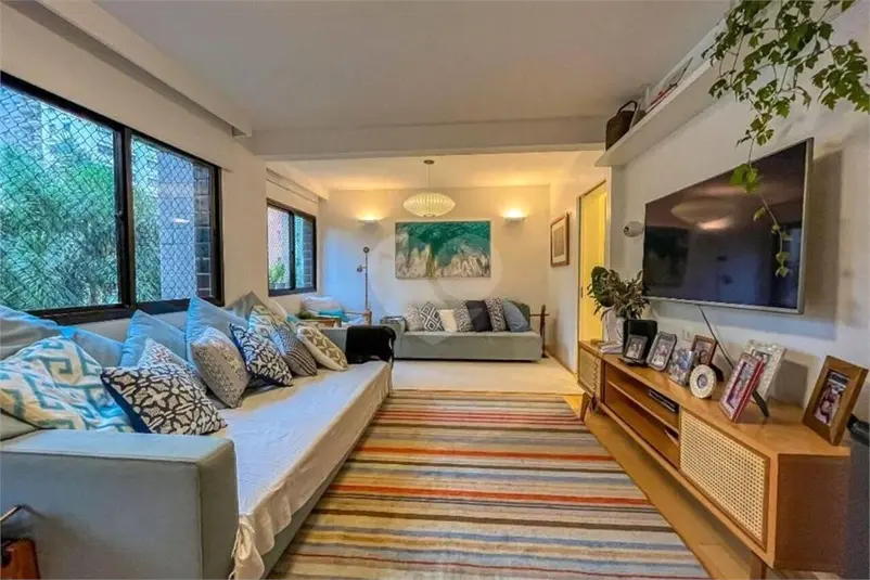 Apartamento com 3 quartos à venda em Vila Nova Conceição – SP