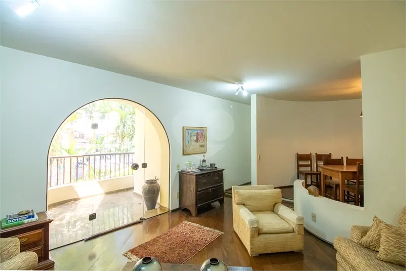 Apartamento com 4 quartos à venda em Moema – SP