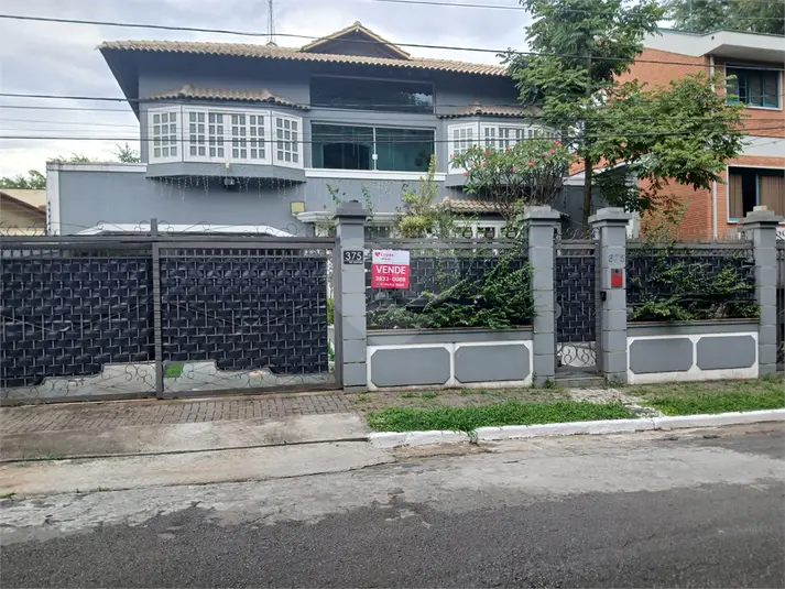 Sobrado com 4 quartos à venda em Alto de Pinheiros – SP