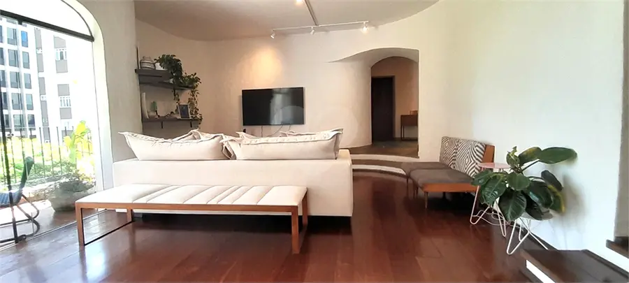 Apartamento com 3 quartos à venda em Jardim Europa – SP