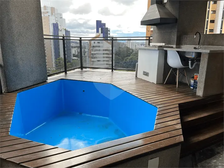 Apartamento com 1 quarto à venda ou para alugar em Morumbi – SP