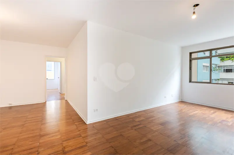Apartamento com 3 quartos para alugar em Jardim América – SP