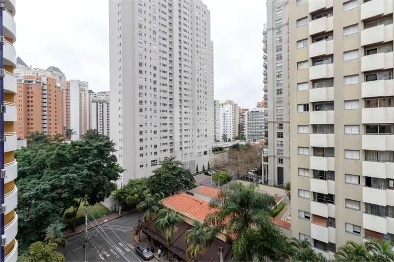 Apartamento com 1 quarto para alugar em Moema – SP
