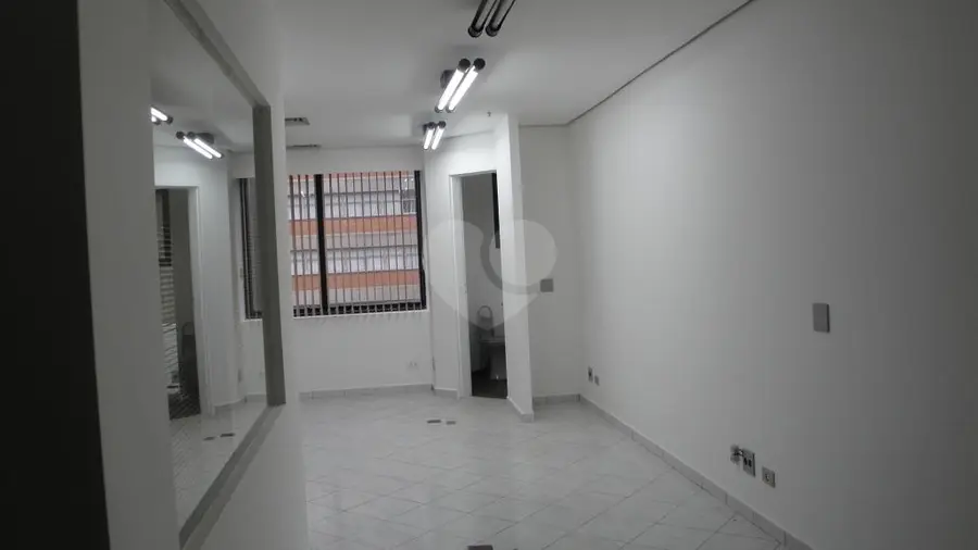 Salas à venda ou para alugar em Bela Vista – SP