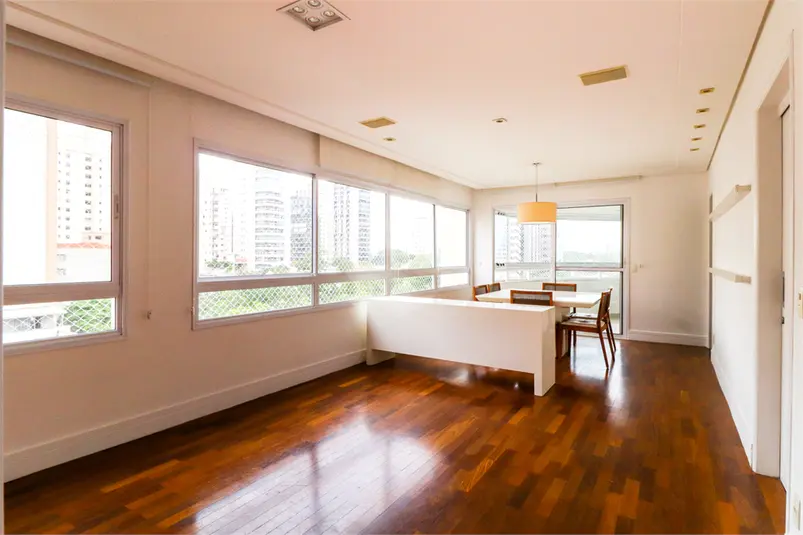 Apartamento com 3 quartos à venda em Pinheiros – SP