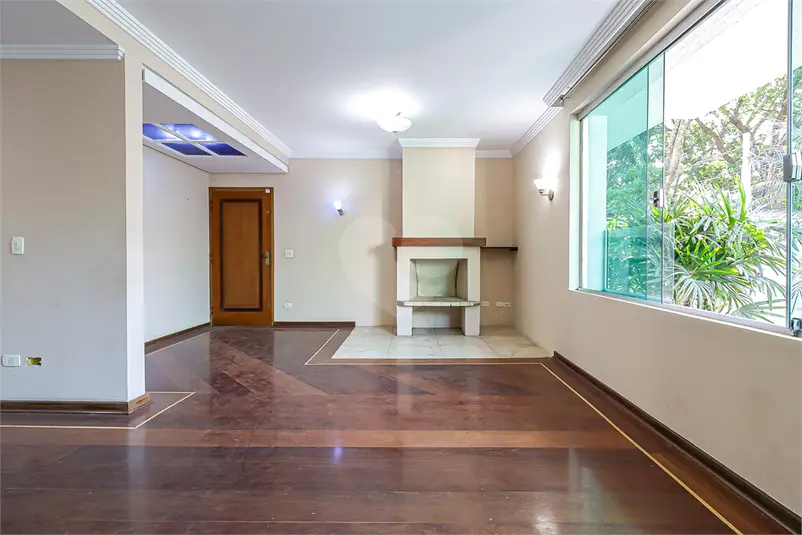 Casa com 4 quartos à venda em Moema – SP