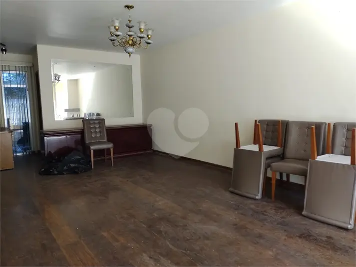 Casa térrea com 4 quartos para alugar em Jabaquara – SP