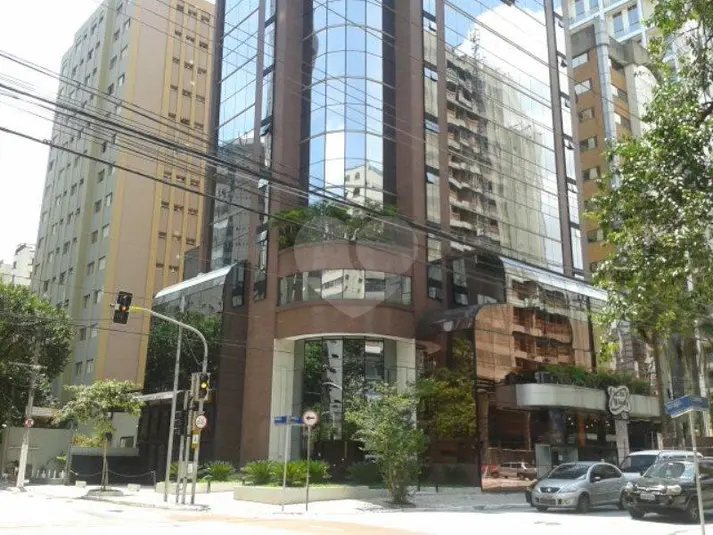 Salas à venda em Moema – SP
