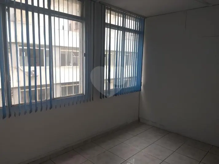 Salas à venda ou para alugar em Centro – SP