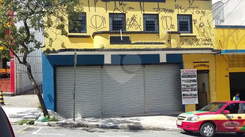 Loja à venda ou para alugar em Lapa – SP