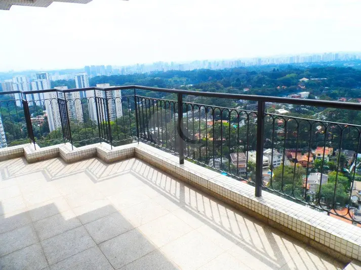 Cobertura com 6 quartos à venda em Jardim Marajoara – SP