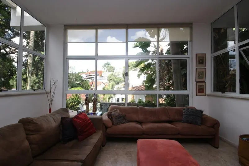 Casa com 4 quartos à venda em Pacaembú – SP
