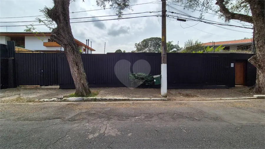 Terreno à venda em Alto de Pinheiros – SP