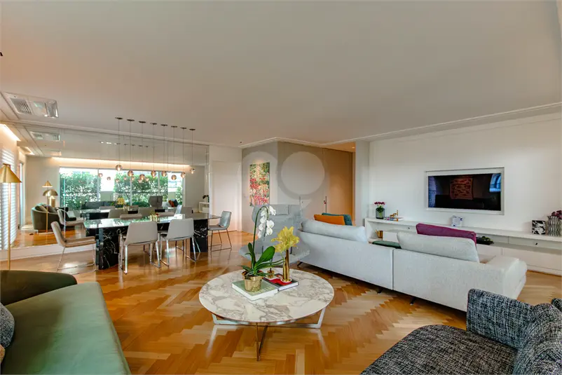 Apartamento com 4 quartos à venda em Vila Nova Conceição – SP