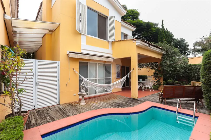 Condomínio com 4 quartos à venda em Alto da Boa Vista – SP