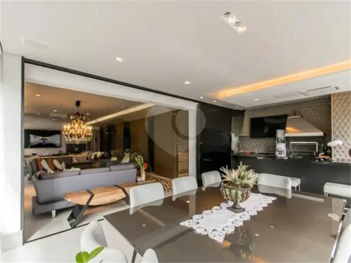 Apartamento com 3 quartos à venda em Moema – SP