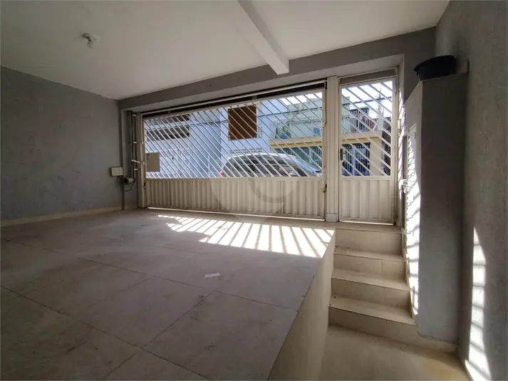 Casa com 3 quartos para alugar em Vila Ema – SP