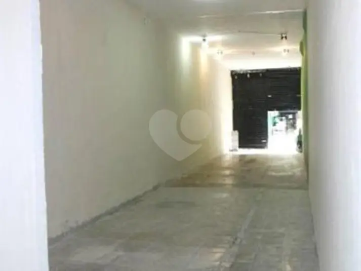 Prédio inteiro à venda ou para alugar em Bom Retiro – SP