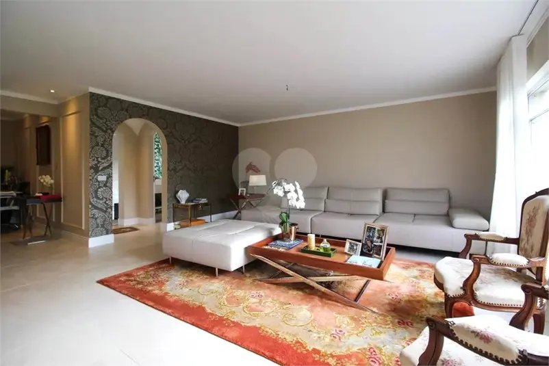 Apartamento com 3 quartos à venda em Moema – SP