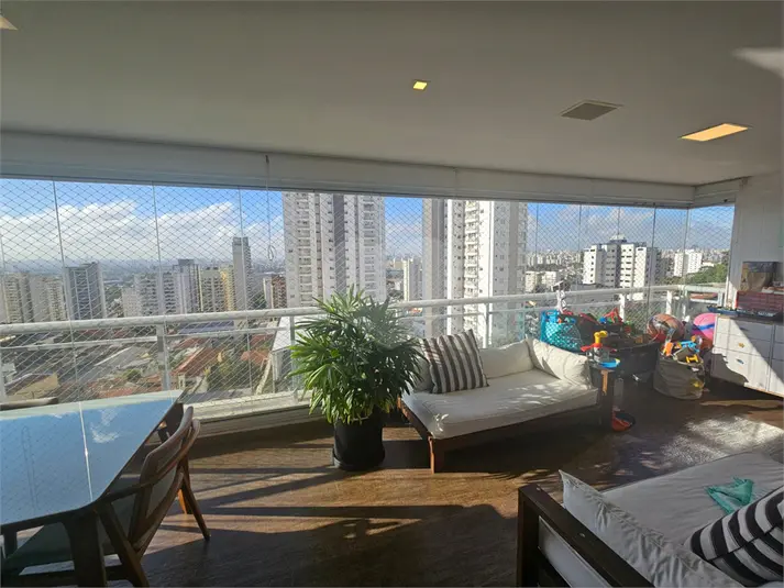 Apartamento com 3 quartos à venda ou para alugar em Santana – SP