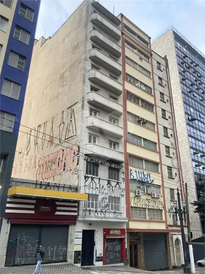 Prédio inteiro à venda em Centro – SP