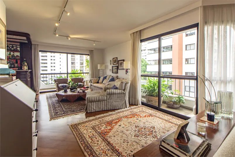 Apartamento com 4 quartos à venda em Campo Belo – SP