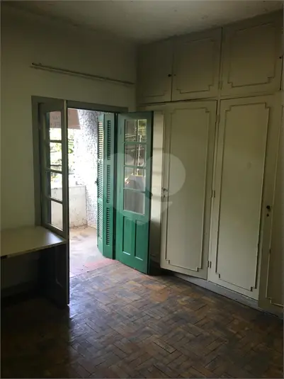 Casa térrea para alugar em Moema – SP