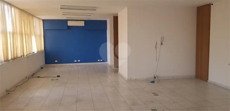 Salas à venda ou para alugar em Pacaembú – SP