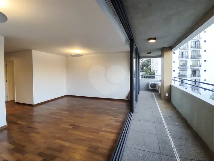 Apartamento com 2 quartos para alugar em Vila Madalena – SP