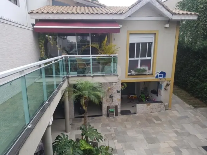 Sobrado com 4 quartos à venda em Santana – SP