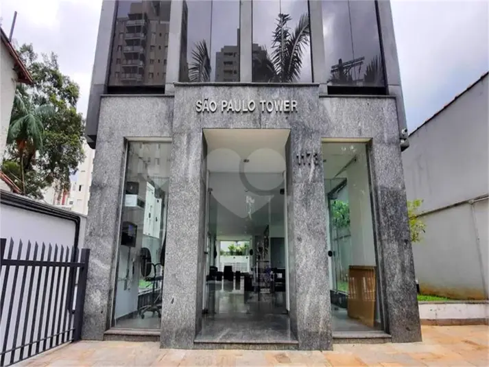 Prédio inteiro para alugar em Pinheiros – SP