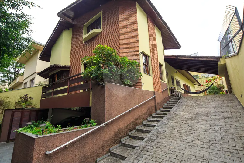 Casa térrea com 4 quartos à venda em Jardim Marajoara – SP